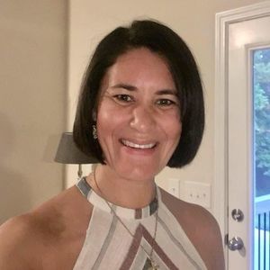 Meet your Posher, Yvette